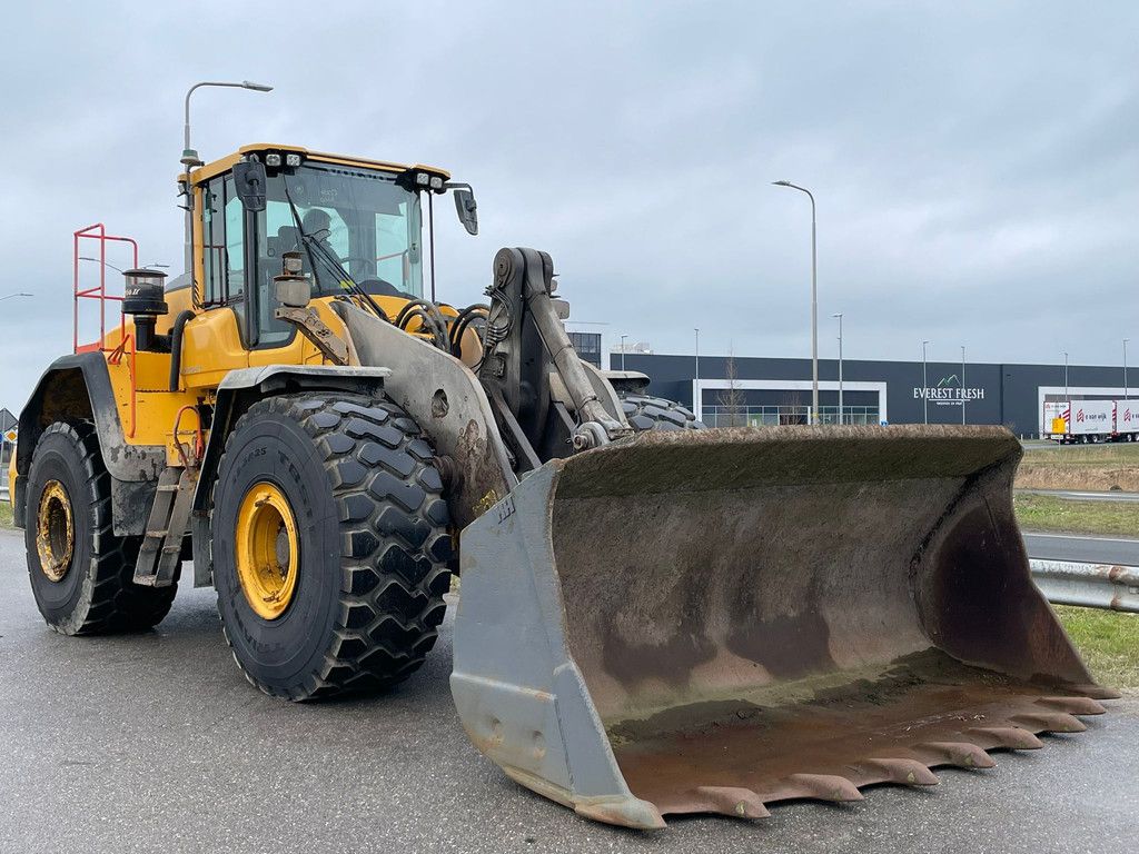 Volvo L220H