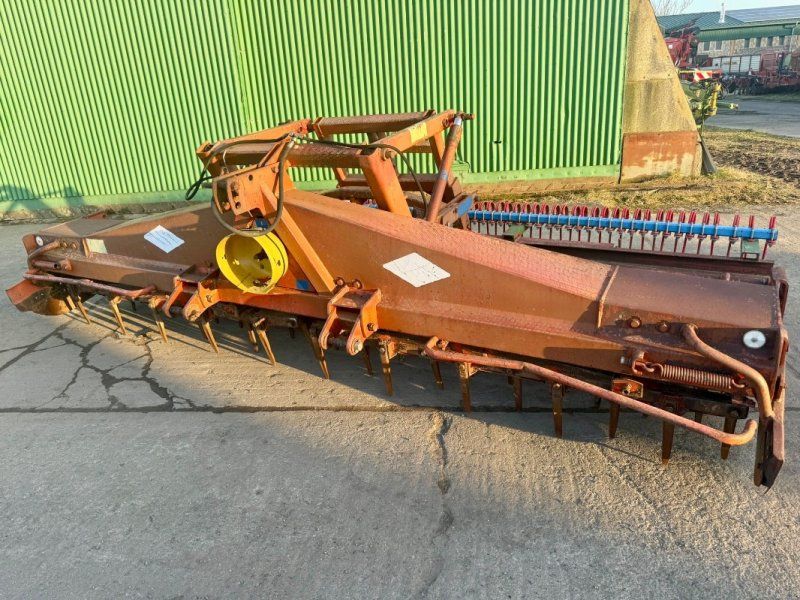 Kuhn HA4000