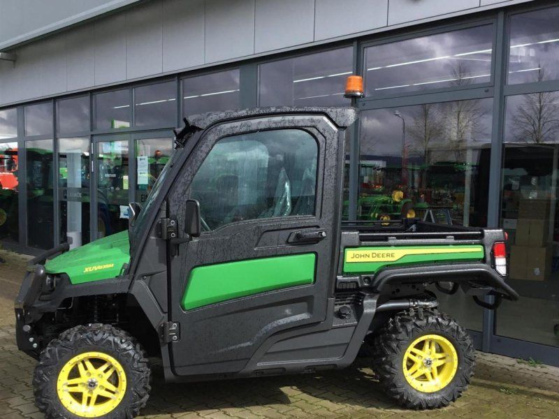 John Deere XUV835M