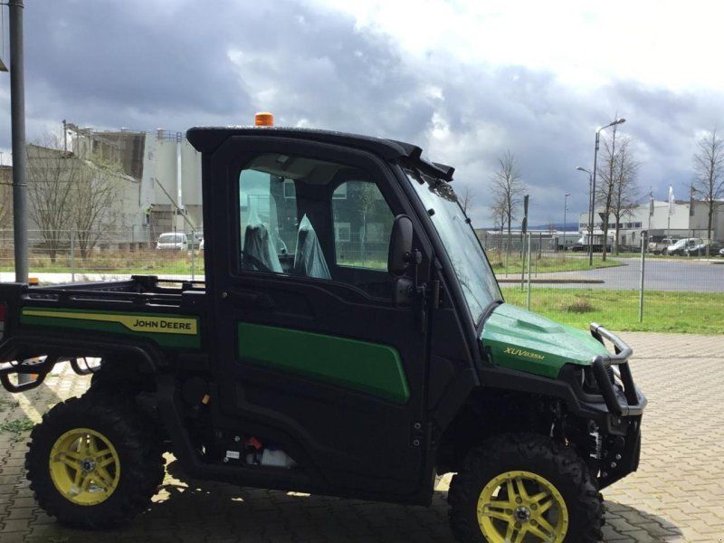 John Deere XUV835M