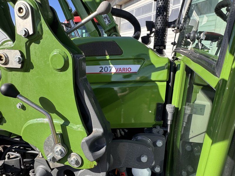 Fendt 211 Vario (Gen2)