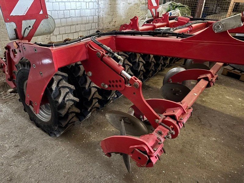 Horsch Tiger 3 AS mit TRingh Packer
