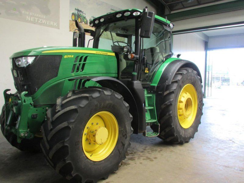 John Deere 6215R  AP50