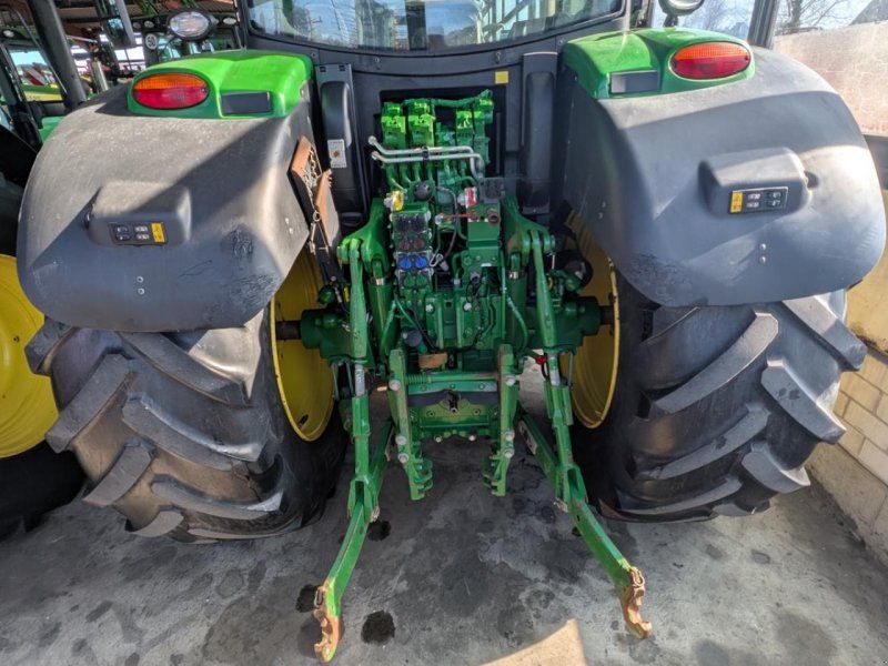 John Deere 6215R AP50