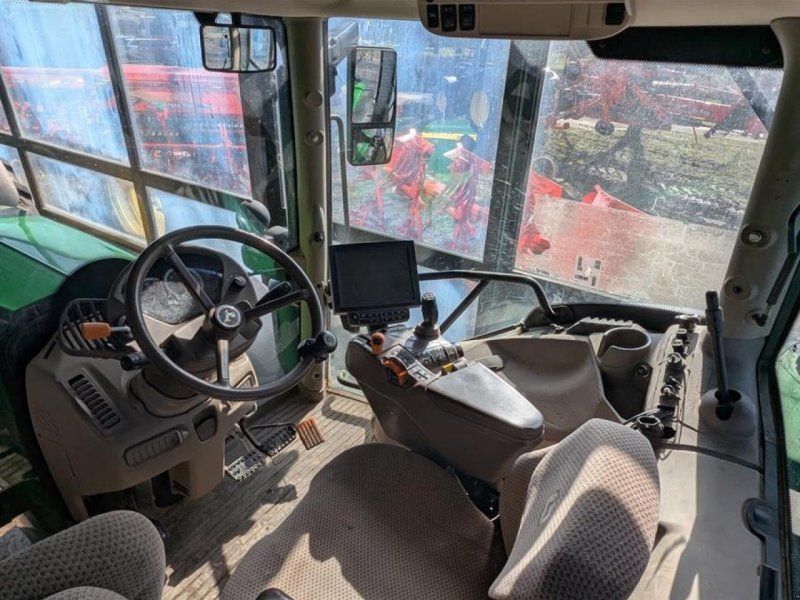 John Deere 6215R AP50