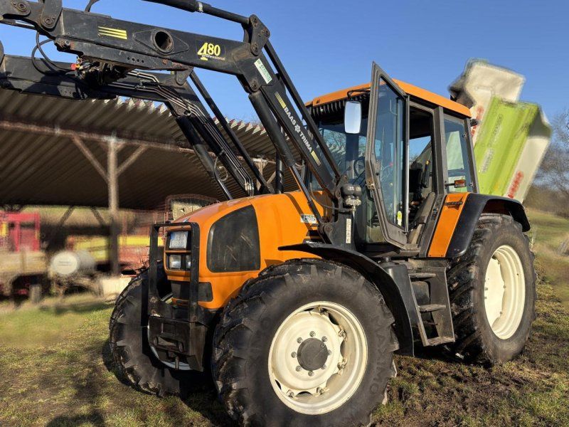 Renault TEMIS 610 Z + Baas Trima 480