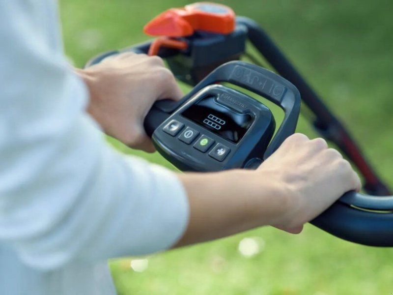 Husqvarna AKKU RASENMÄHER LC347iVX