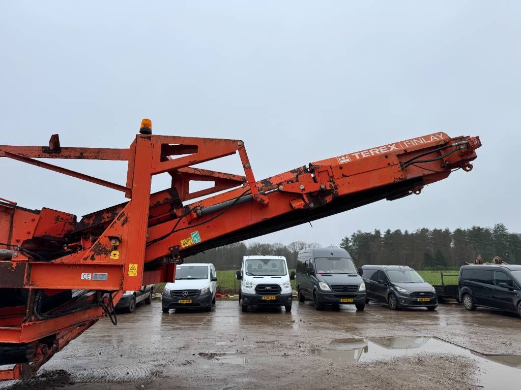 Terex Finlay 883T - Deutz Engine / 2 Side Conveyors