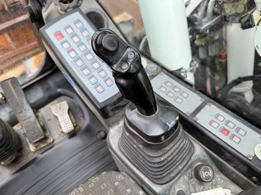 Liebherr A914 Compact - Triple Boom / Many extra attachment