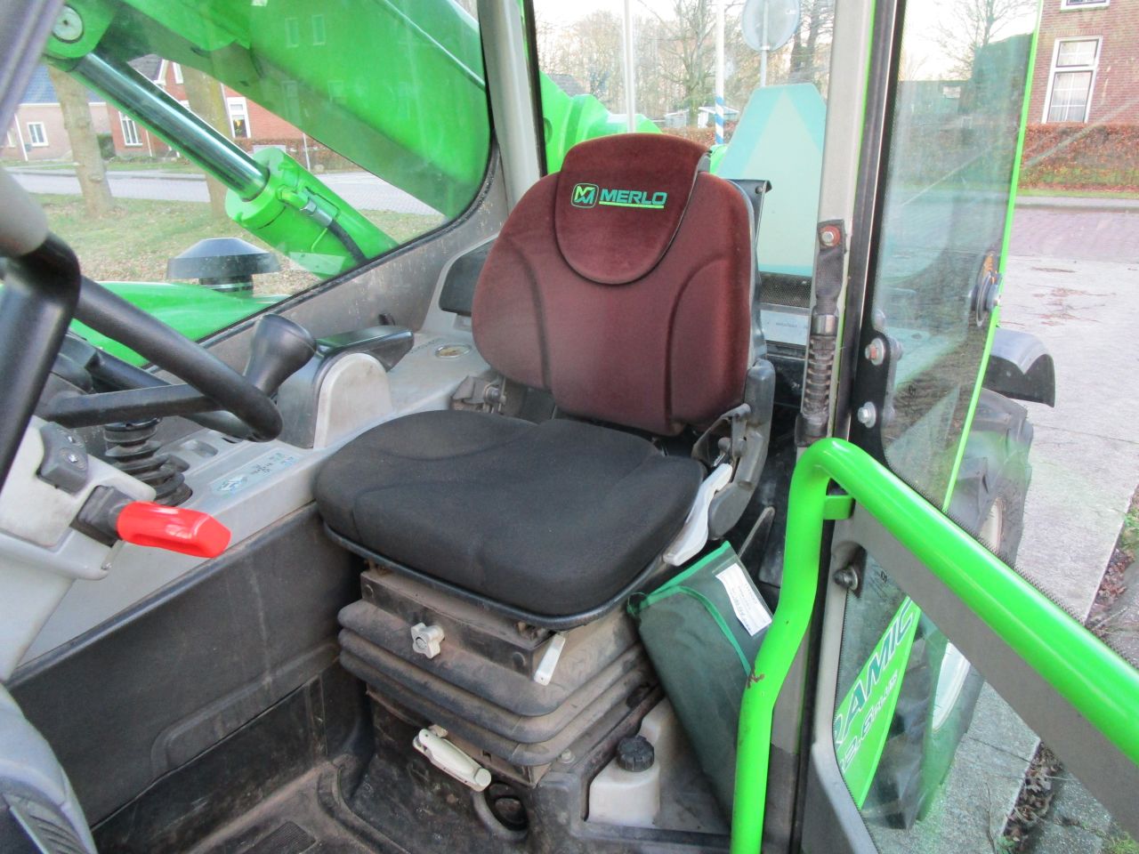 Merlo 32.6 tf 4500 uur op nieuwe banden !!!!