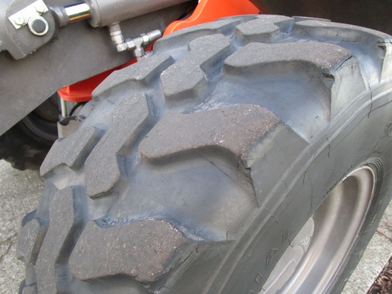 Hitachi ahlmann atlas 75 1200 uurtjes !!!!!!