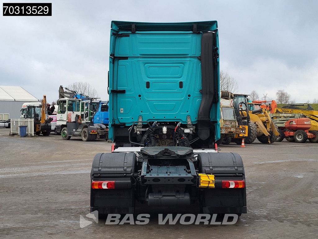 Mercedes Actros 1845 4X2 Bigspace Retarder ACC 2x Tank