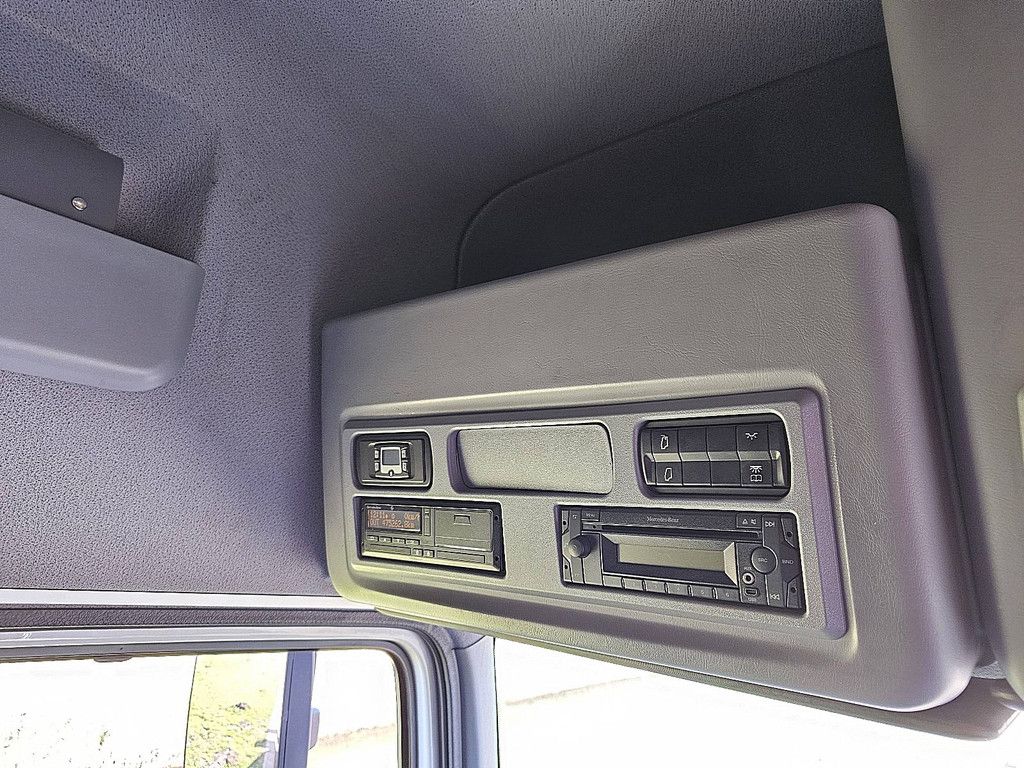 MERCEDES-BENZ ATEGO 1221