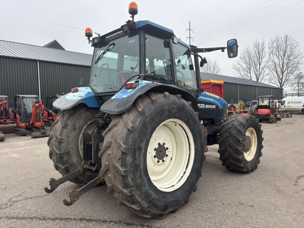 NEW HOLLAND 8360 RC