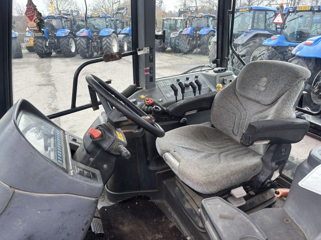 NEW HOLLAND 8360 RC