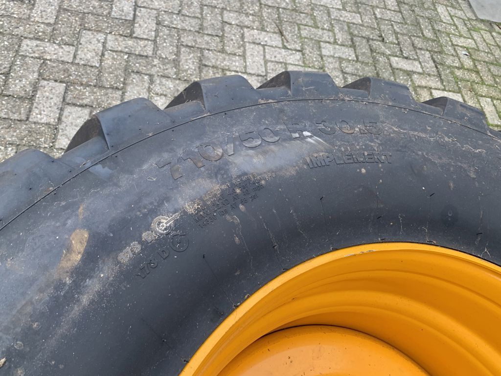 Vredestein 710/50R30.5 FLOTATION TRAC