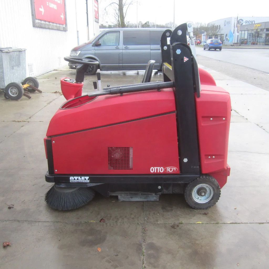 RCM Veegmachine zit-veeg Otto .