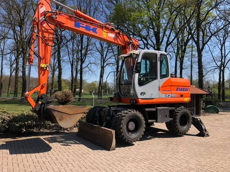 Manitou GEZOCHT!! SHOVELS KRANEN VERREIKERS