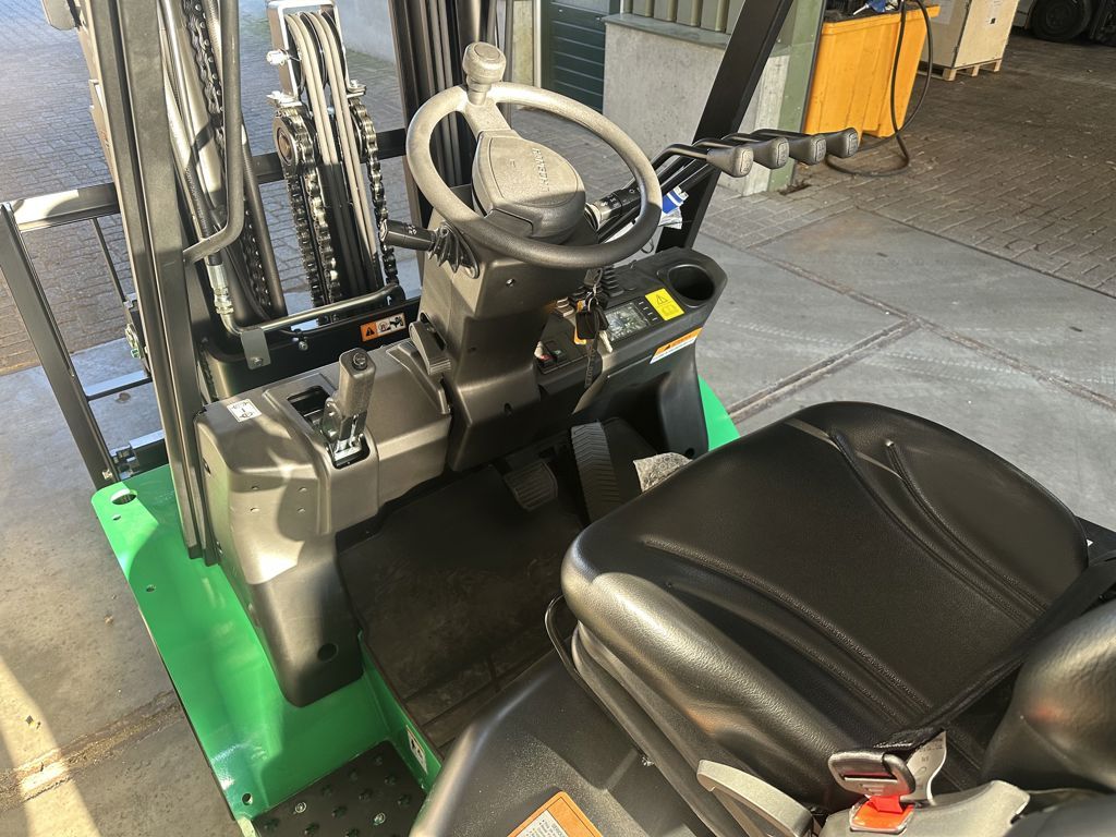 Hangcha CPD30-XEY2HA-SI-lon Heftruck