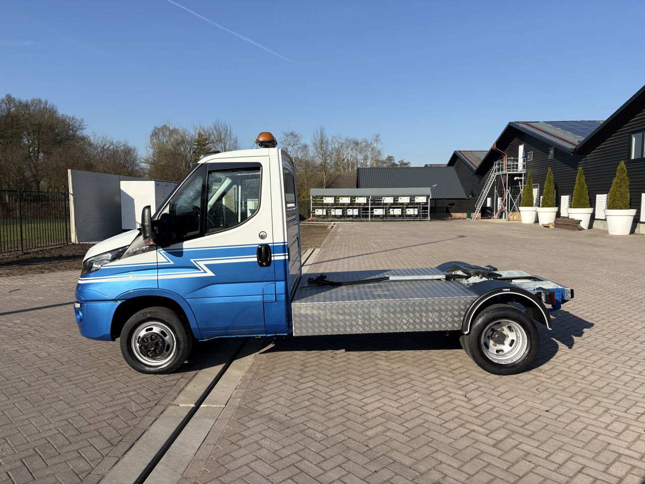Be trekker 10.8 TON Iveco Daily 40C15 euro 6 C1 RIJBEWIJS