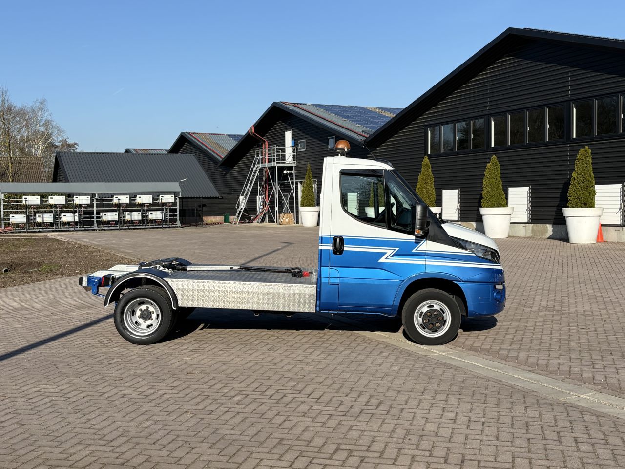 Be trekker 10.8 TON Iveco Daily 40C15 euro 6 C1 RIJBEWIJS
