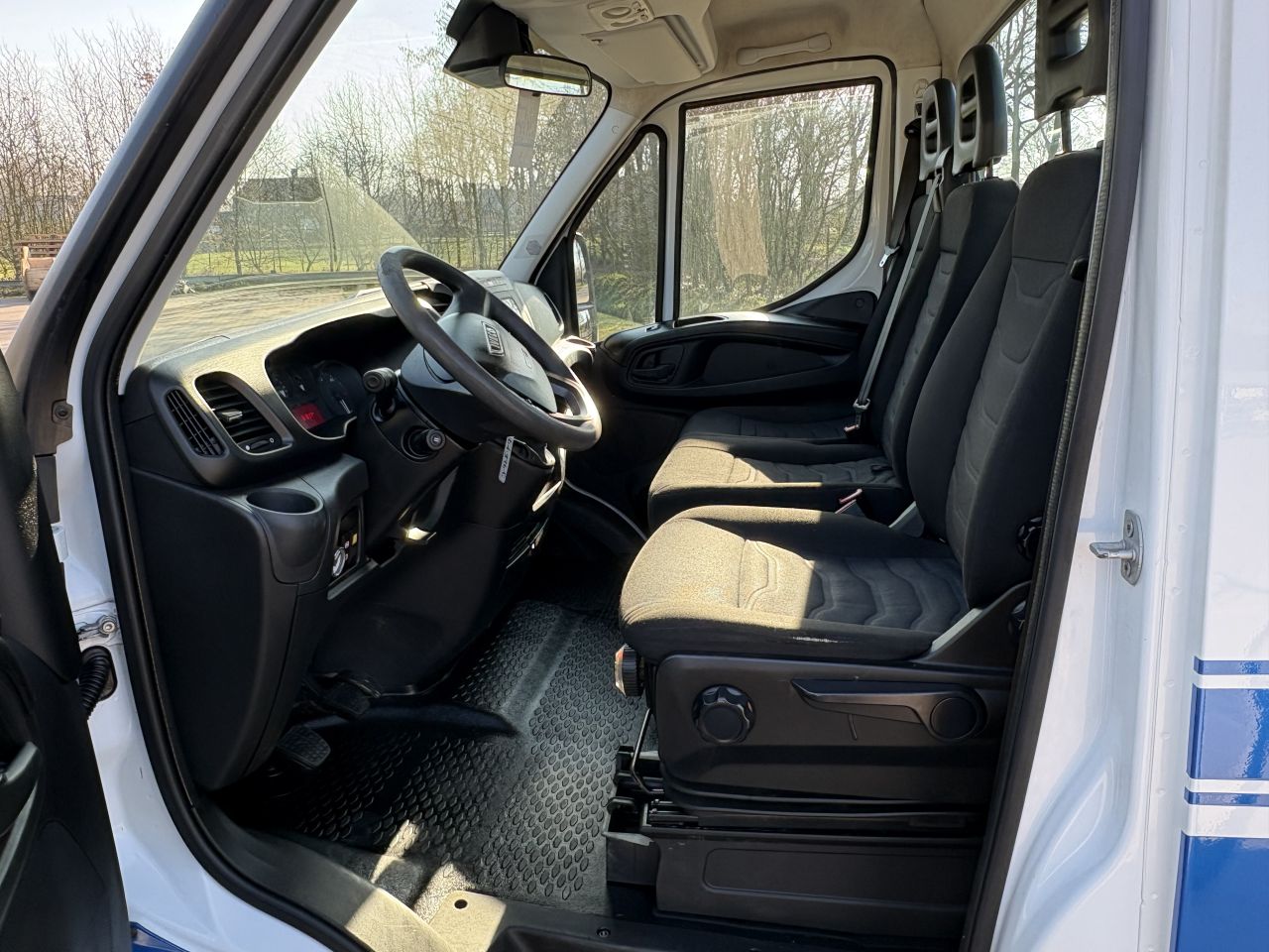 Be trekker 10.8 TON Iveco Daily 40C15 euro 6 C1 RIJBEWIJS