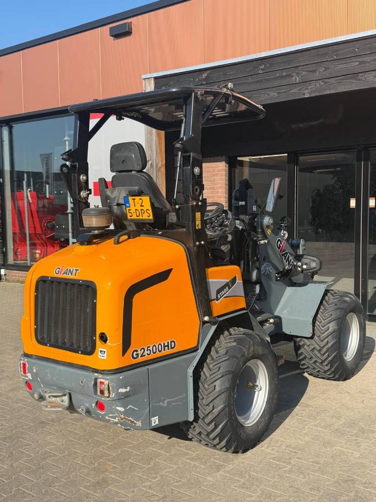 GiANT G 2500 HD