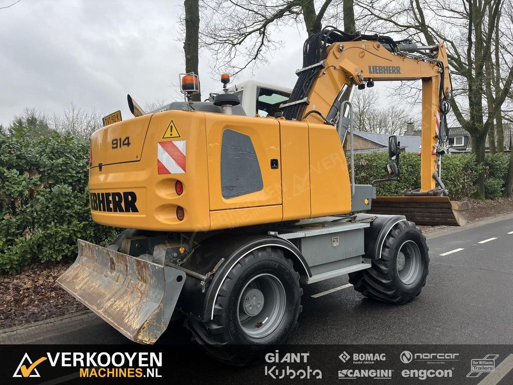 2015 Liebherr A914-Li VK7832