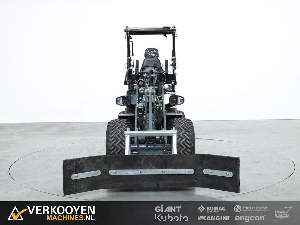 2026 VM Sneeuwschuif Giant / Heftruck 200cm ADV1111