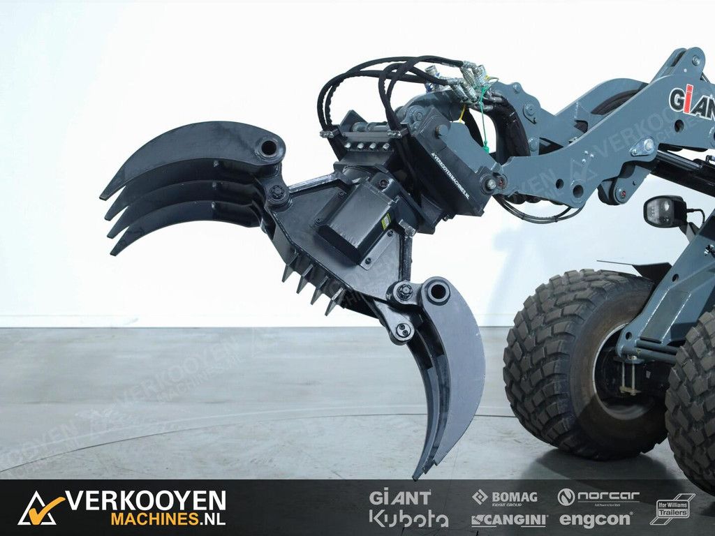 2025 V-M 500 Boomgrijper 7-tand Giant ADV1152