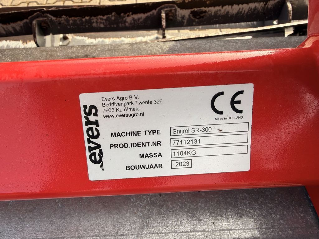 Evers Snijrol SR-300 met 2 rollen