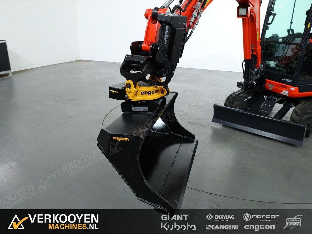 2025 Kubota KX027-4 Hi Spec + Engcon EC02 S30-S30 afneembaar ADV1296