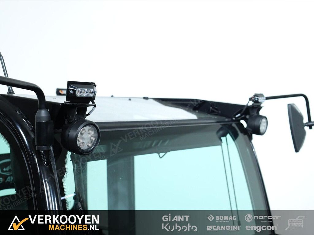 2025 Giant G5000 VK9831