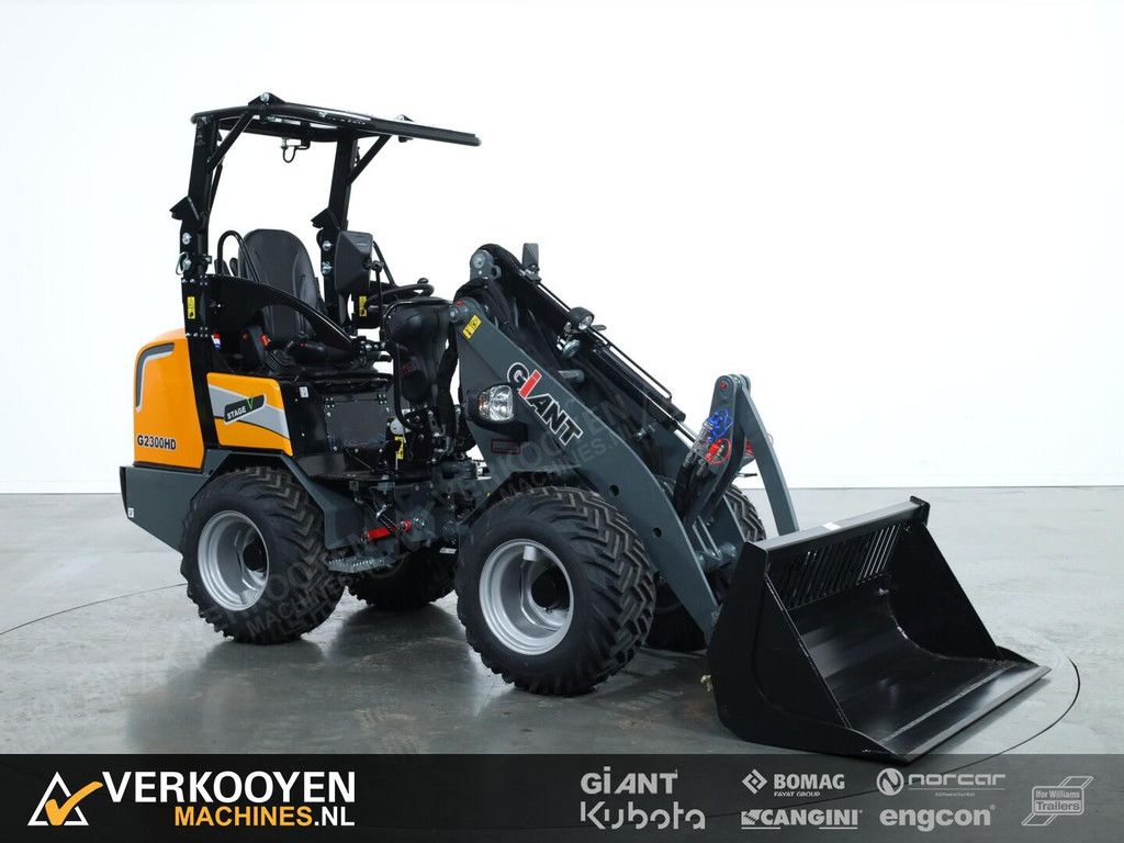 2026 Giant G2300 HD VK10270