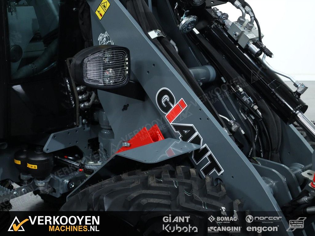 2026 Giant G2700 HD+ (Cabine) VK10375