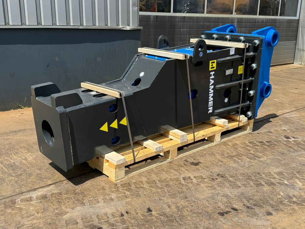 Hammer HS5000 fits 40-60 Ton excavator