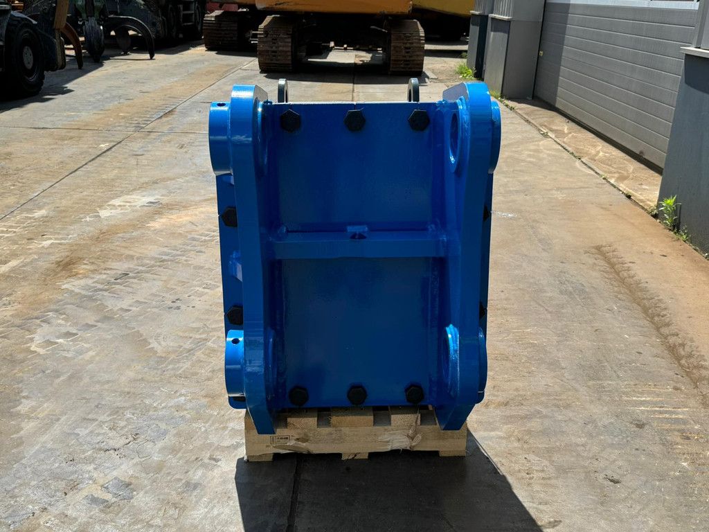 Hammer HS5000 fits 40-60 Ton excavator