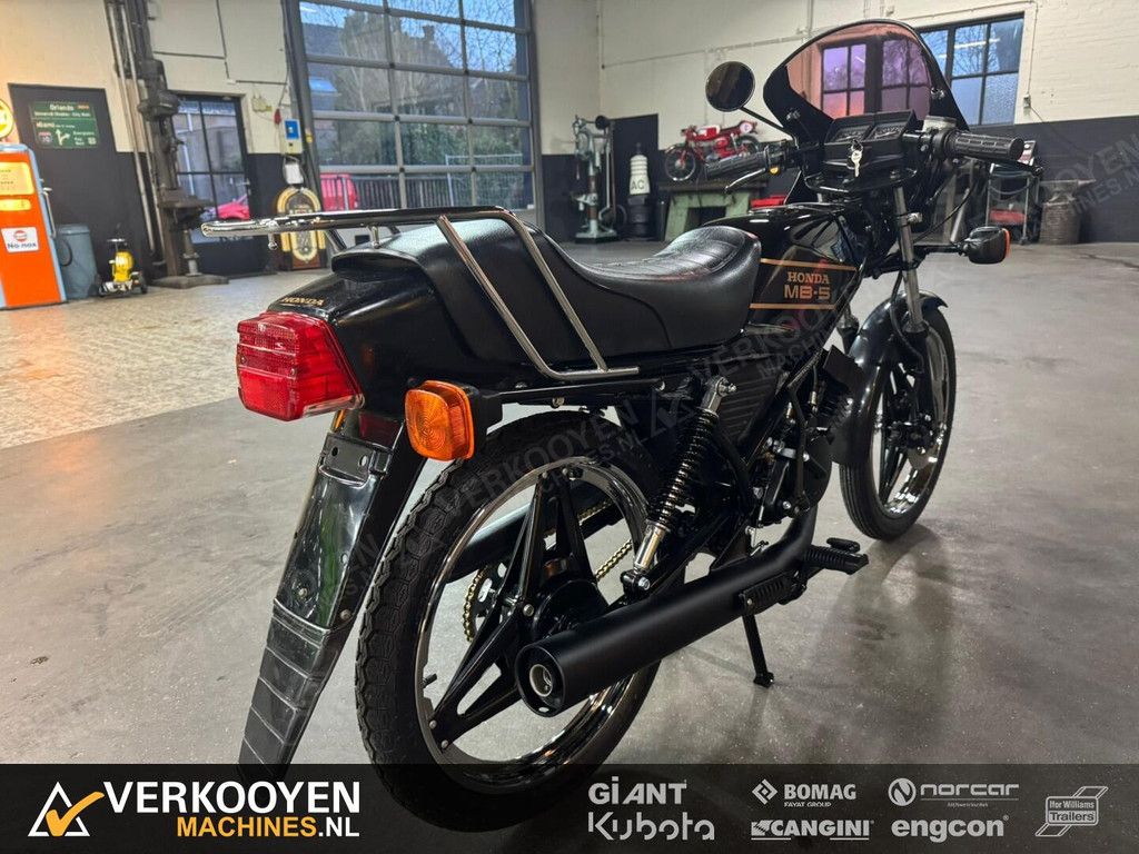 1980 Honda MB50 John Player Special VT663