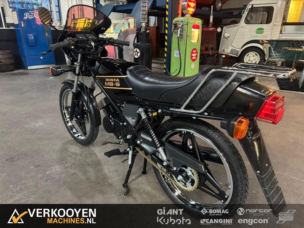 1980 Honda MB50 John Player Special VT663