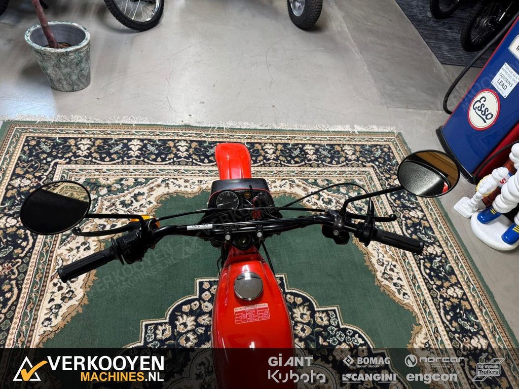 1979 Honda MT-5 Rood KN200