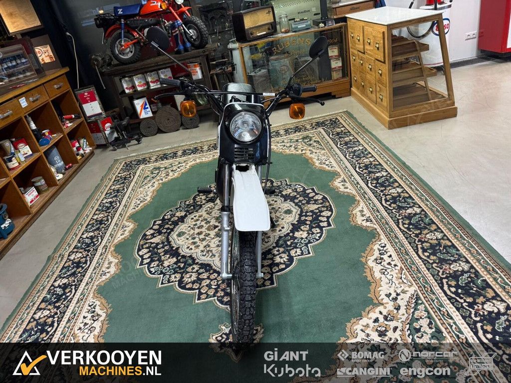 1981 Honda MT-8 Wit NOS KN202