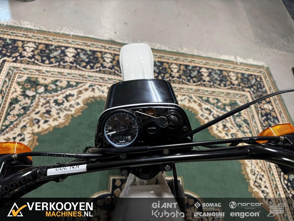 1981 Honda MT-8 Wit NOS KN202