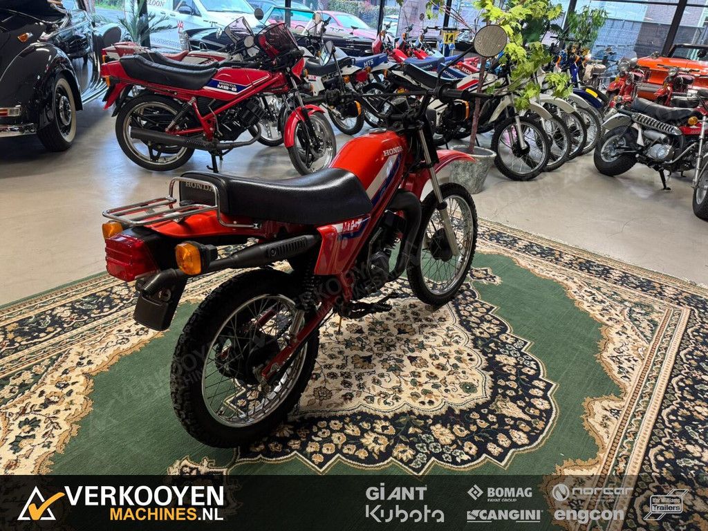 1979 Honda MT-5 Rood VT843