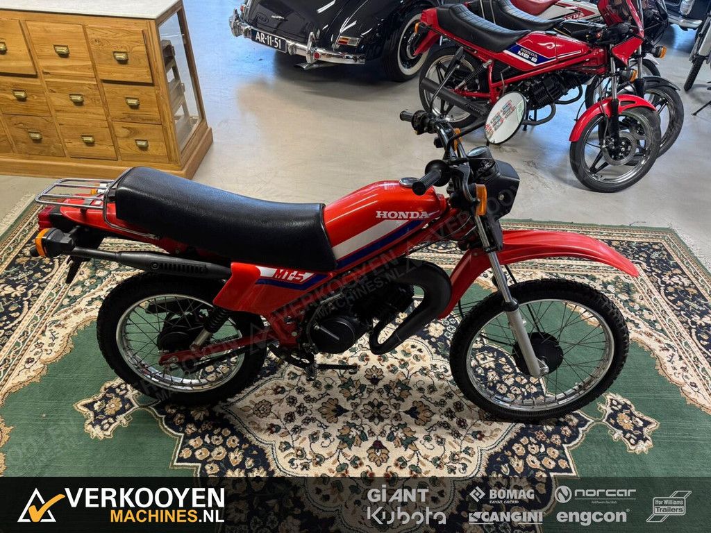 1979 Honda MT-5 Rood VT843