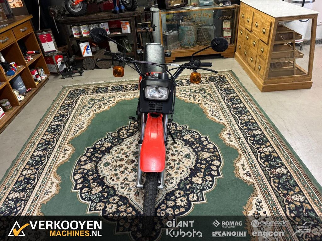 1979 Honda MT-5 Rood VT843