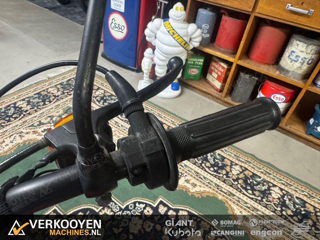 1979 Honda MT-5 Rood VT843