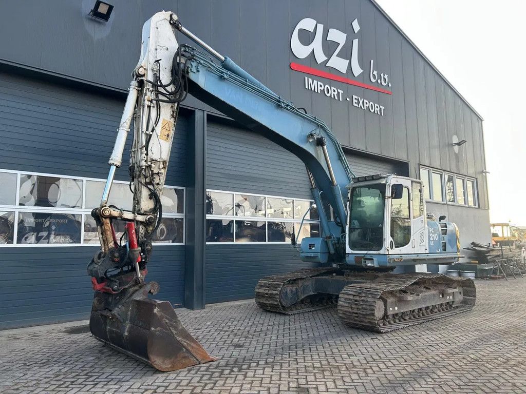 Komatsu PC 210LC-8