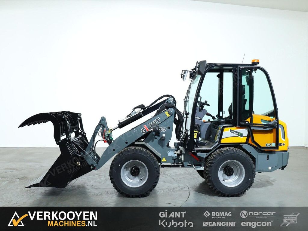 2025 Giant Puinbak met bovenklem 150cm (gesneden tanden) ADV1160