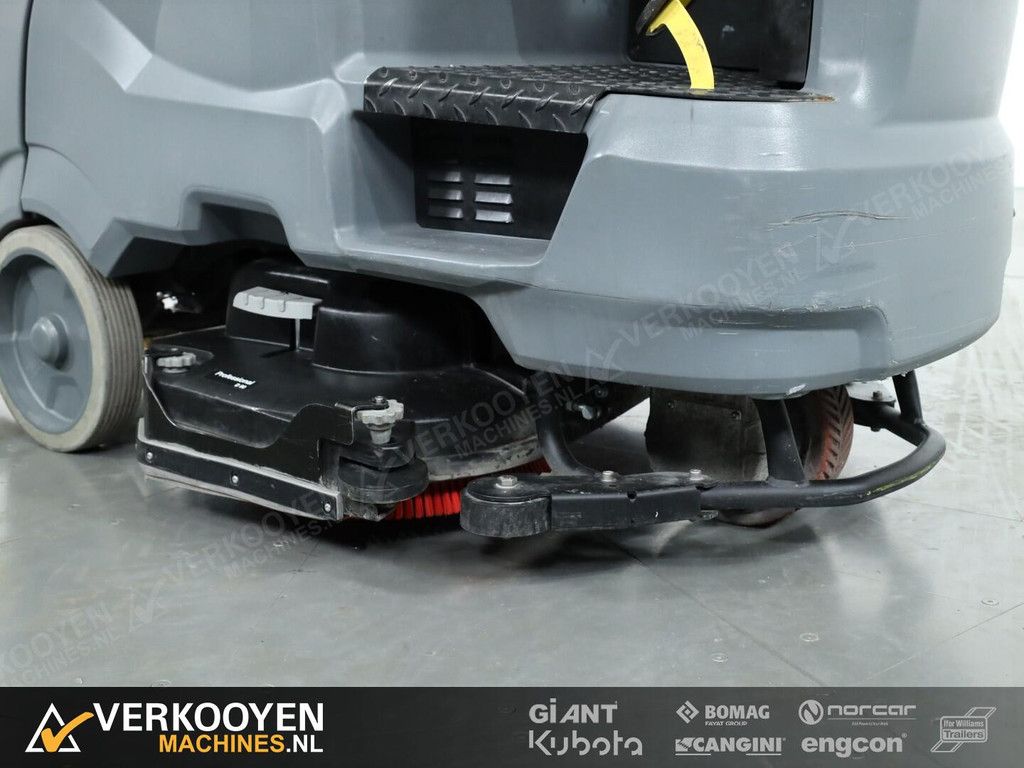 2017 Karcher B 150 R Bp Dose 240Ah + D90 Schrob / zuigmachine VT475