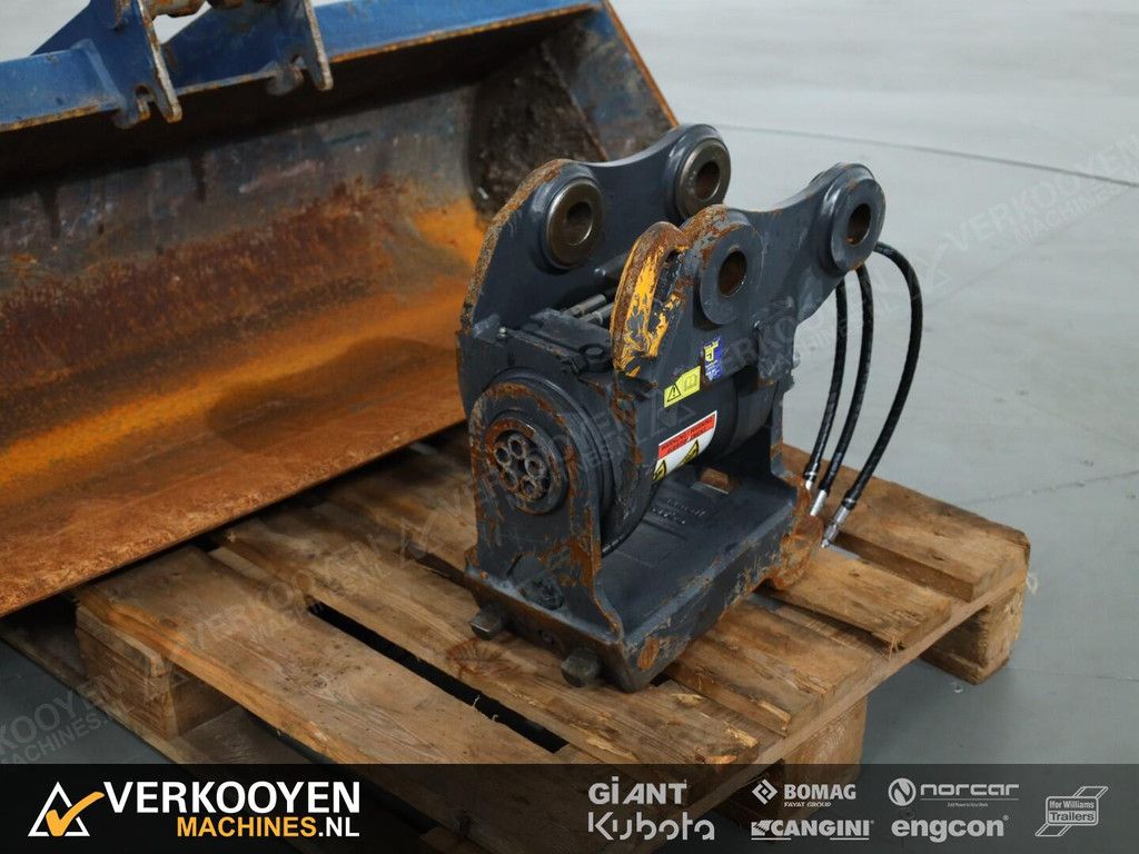 2023 Lehnhoff Powertilt PTS050 mit HS03 (MS03) + Loffel fur KX042-4 / KX037-4 DV1313